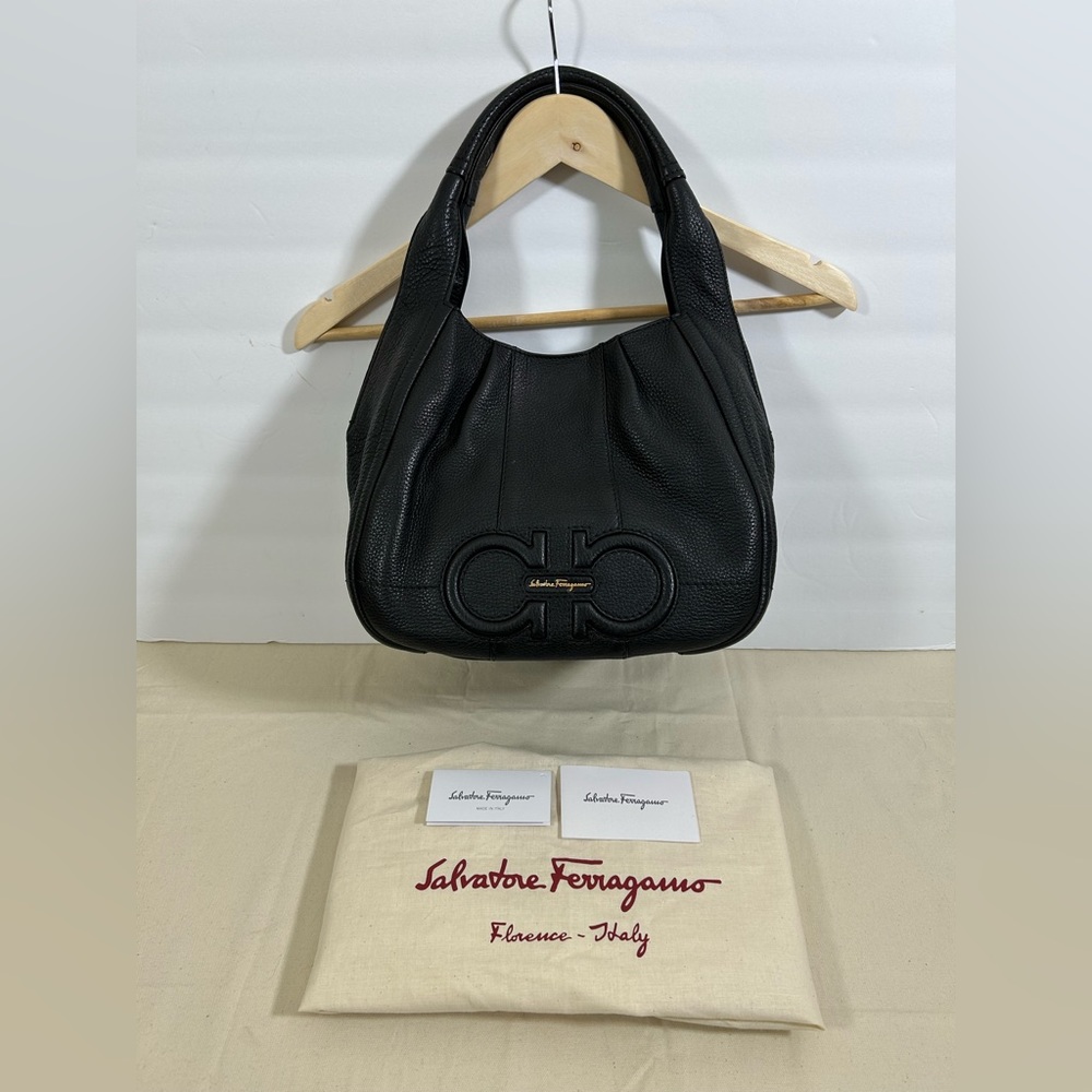 Salvatore Ferragamo leather shoulder bag
